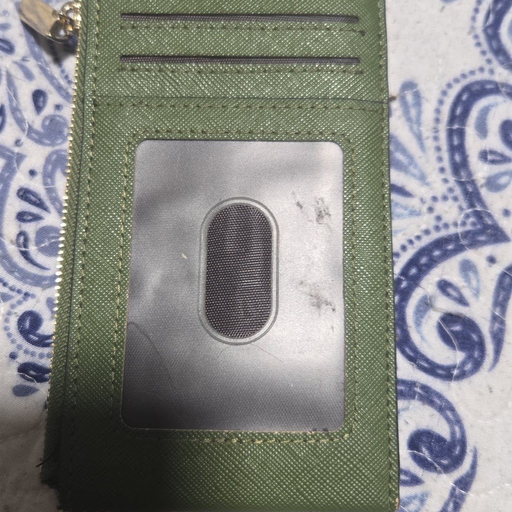 Chic Olive Women's Wallet